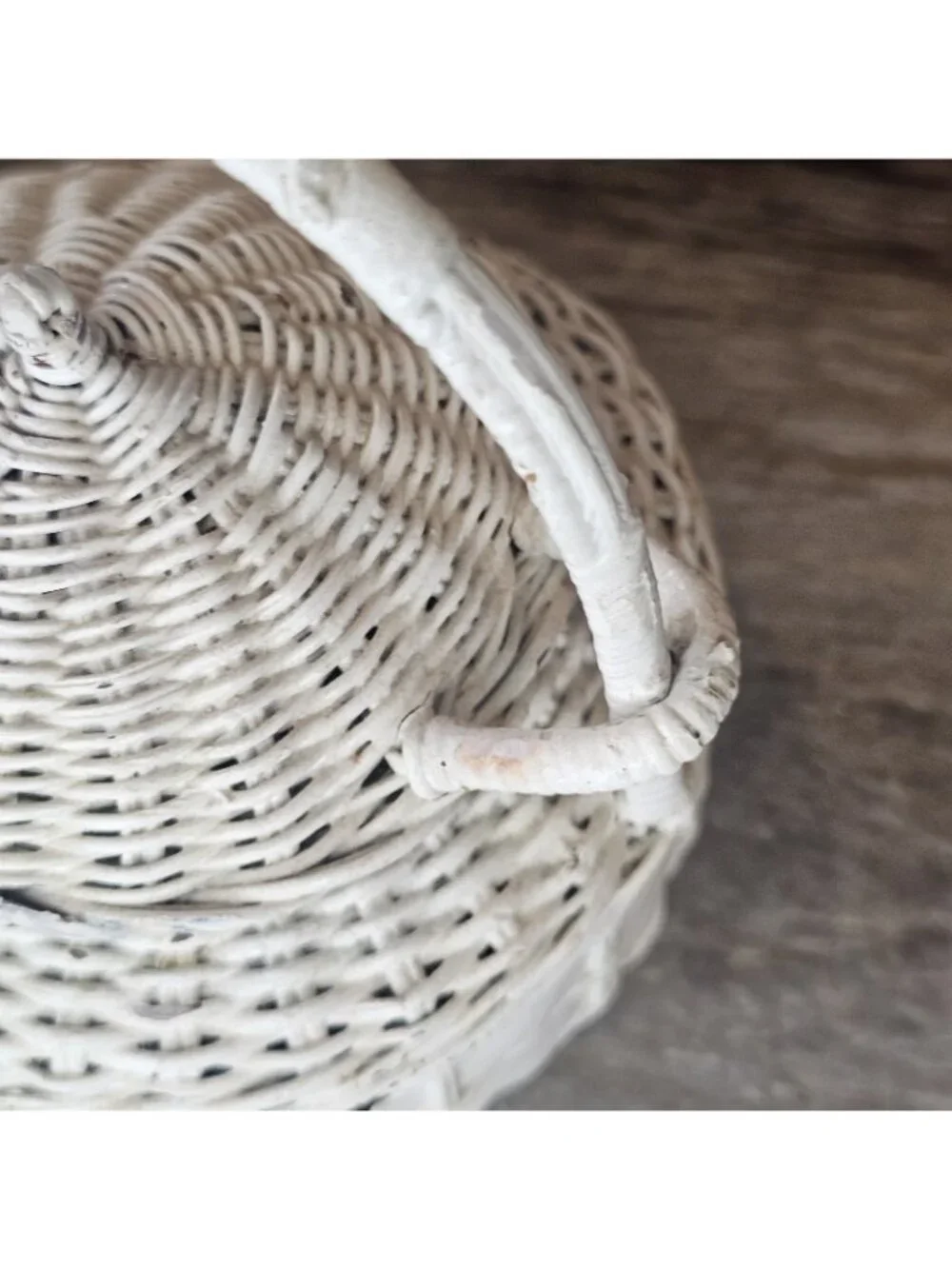 VTG White Wicker Teapot Basket Small Cottagecore Country Removable Lid 6.5